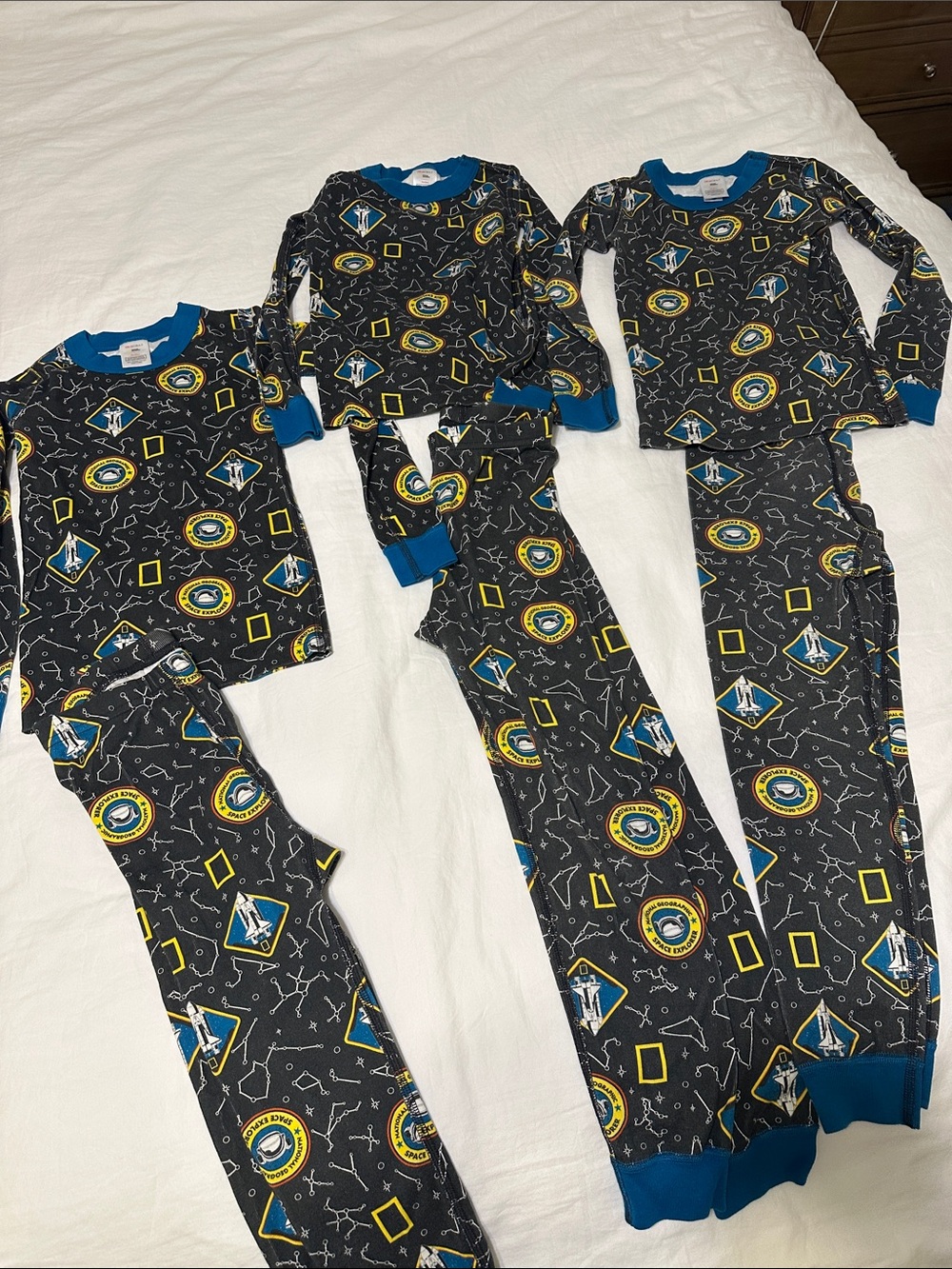 Hanna Andersson Pajamas (set of 3), National Geographic Collab, Size 6/7
